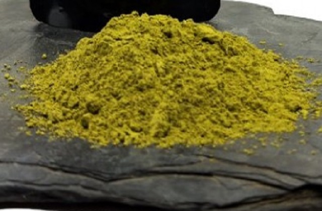 hromádka kratomu